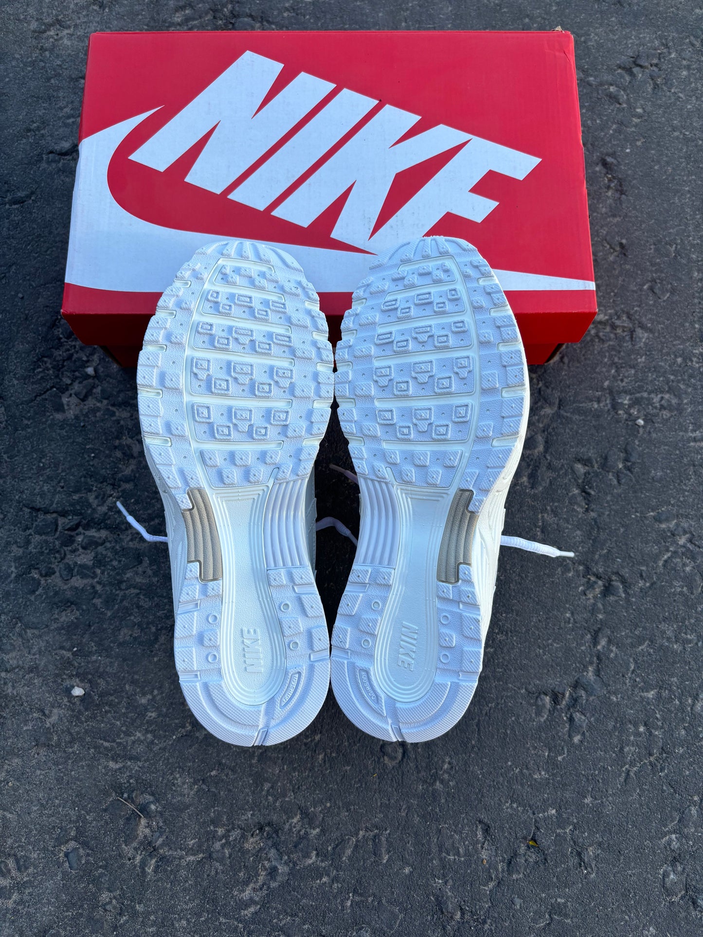 Nike P-6000 White Sail Vast Grey