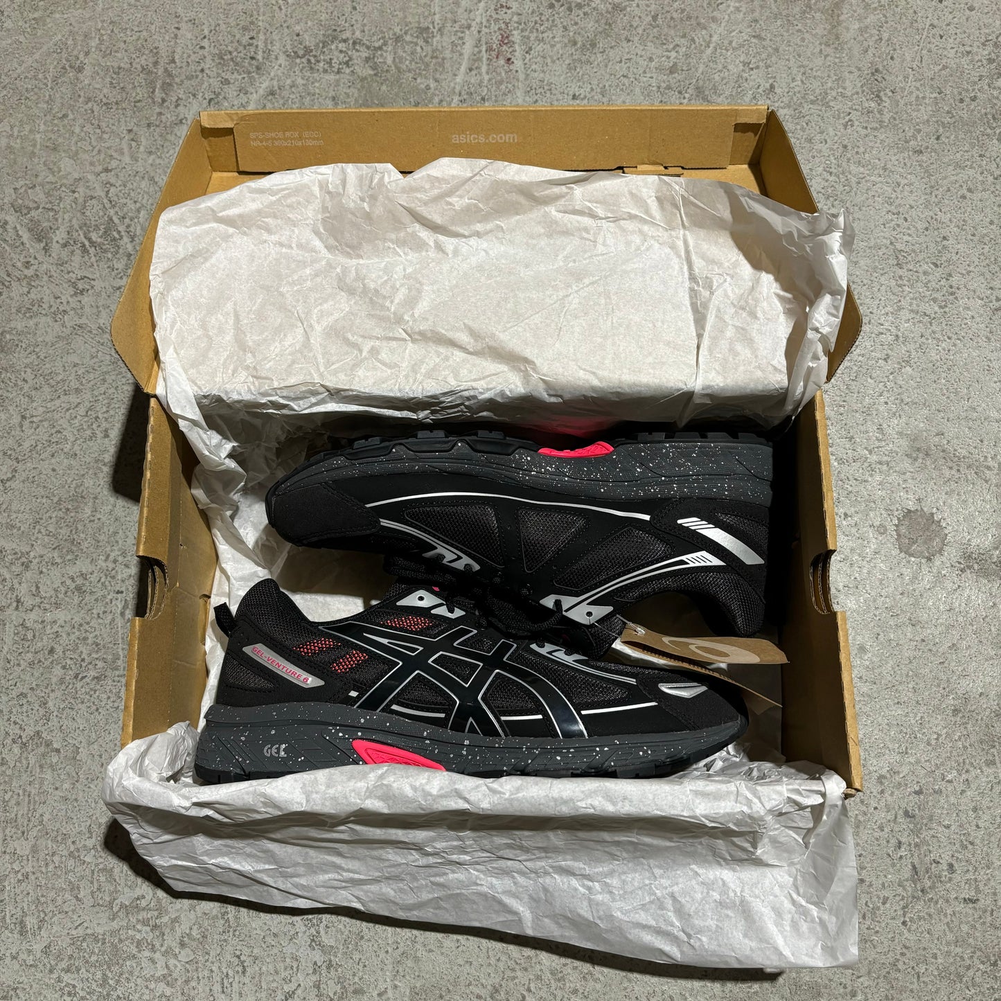 ASICS Gel Venture 6 Black/Red