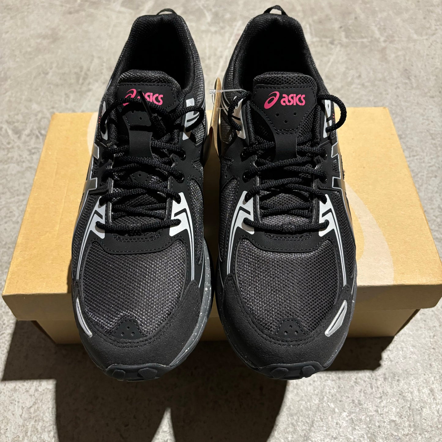 ASICS Gel Venture 6 Black/Red