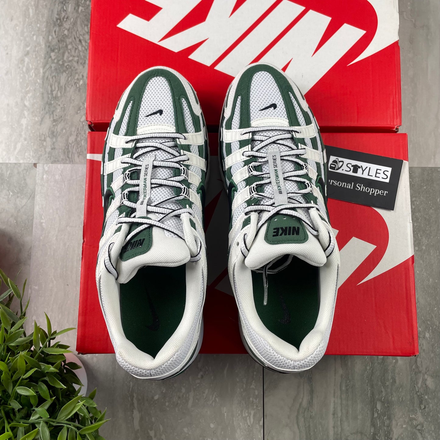 Nike P-6000 Forest Green