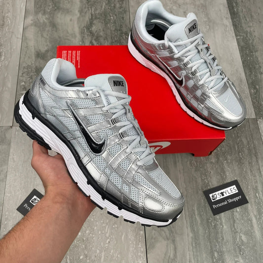 Nike P-6000 metallic silver - black badge