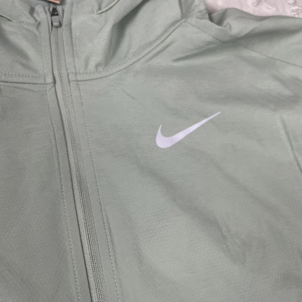 Nike uv Repel windrunner Jacket - Khaki Green - Small