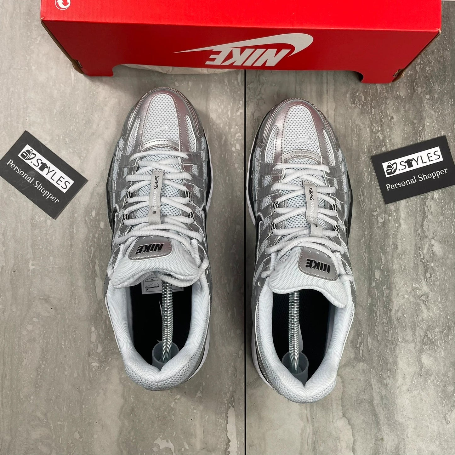 Nike P-6000 metallic silver - black badge